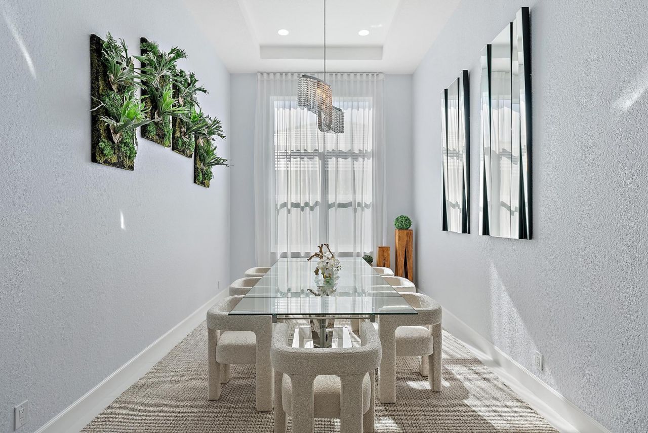 8988 Lakes Boulevard, West Palm Beach, FL 33412 Photo