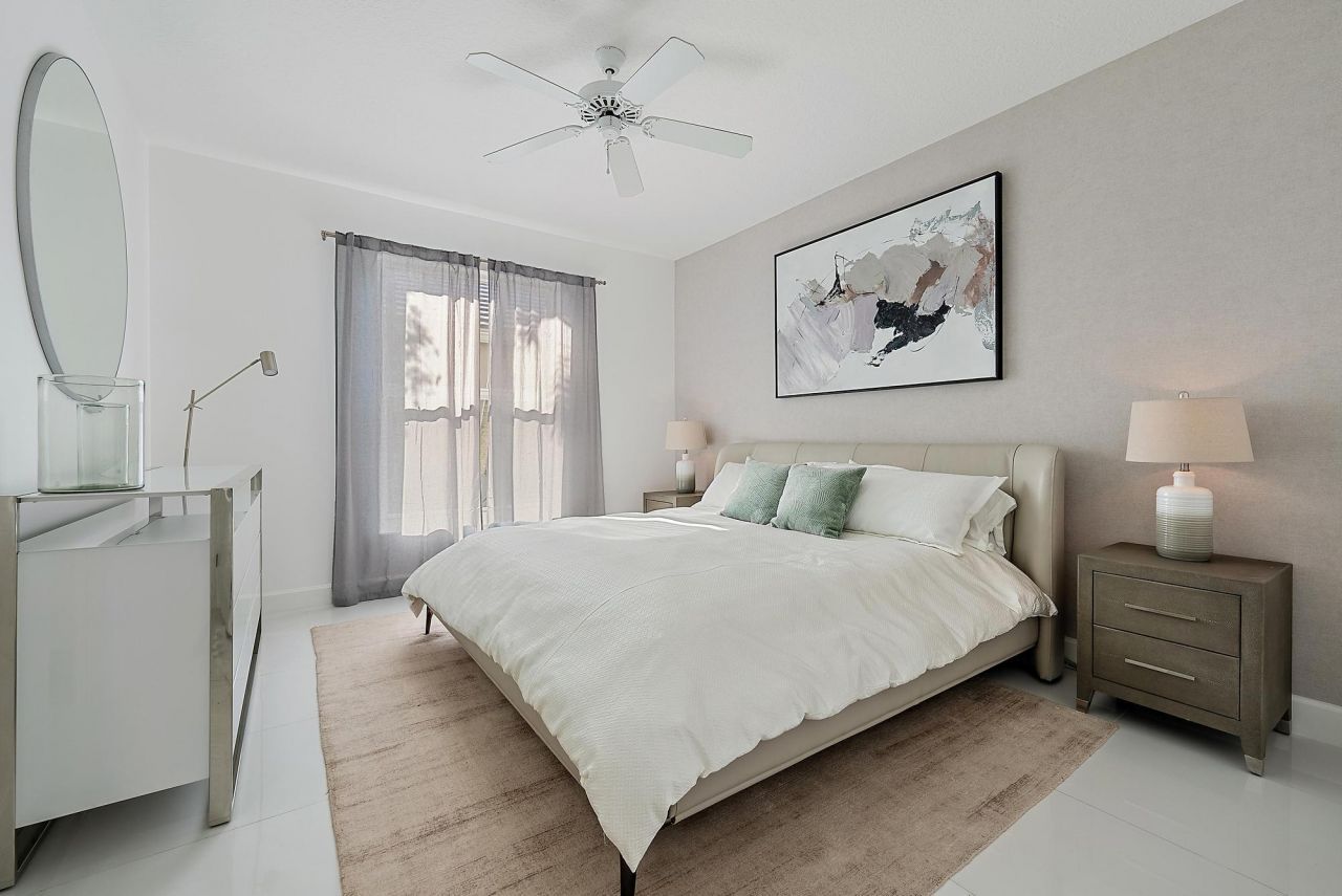 8988 Lakes Boulevard, West Palm Beach, FL 33412 Photo