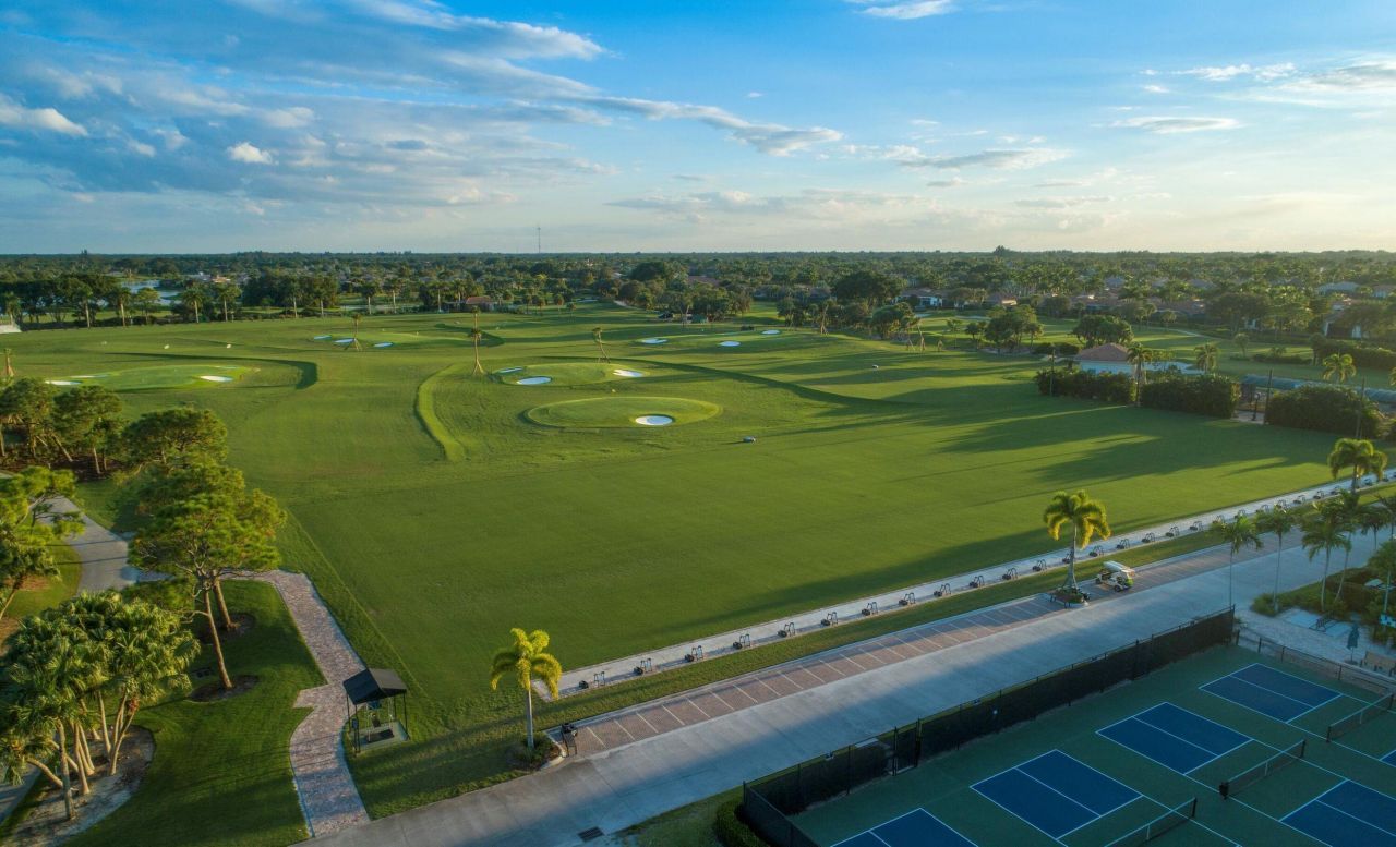 8988 Lakes Boulevard, West Palm Beach, FL 33412 Photo