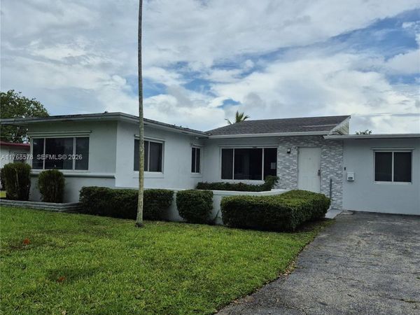 8320 NW 10 Ave, Miami, FL 33150