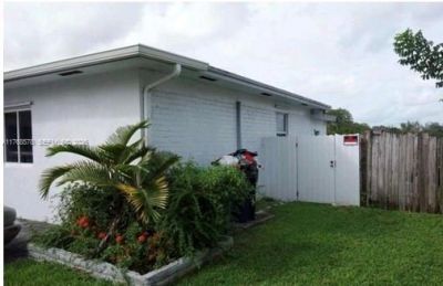 8320 NW 10 Ave, Miami, FL 33150 Photo