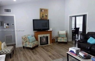 8320 NW 10 Ave, Miami, FL 33150 Photo