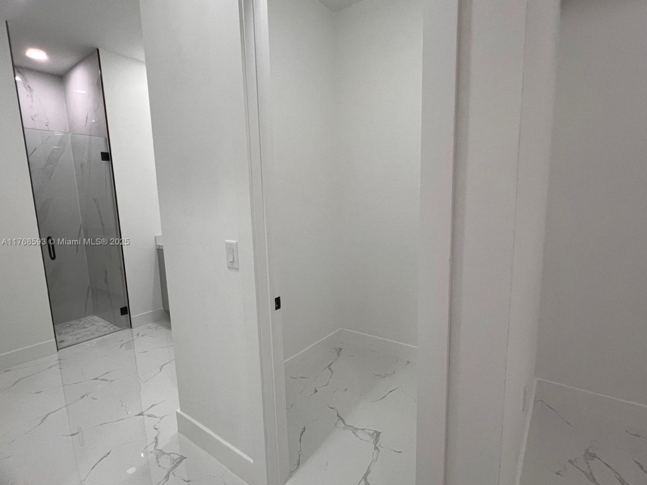 2122 NE 14th Pl, Cape Coral, FL 33909 Photo