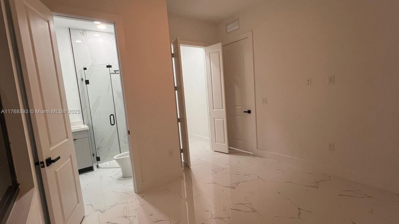 2122 NE 14th Pl, Cape Coral, FL 33909 Photo