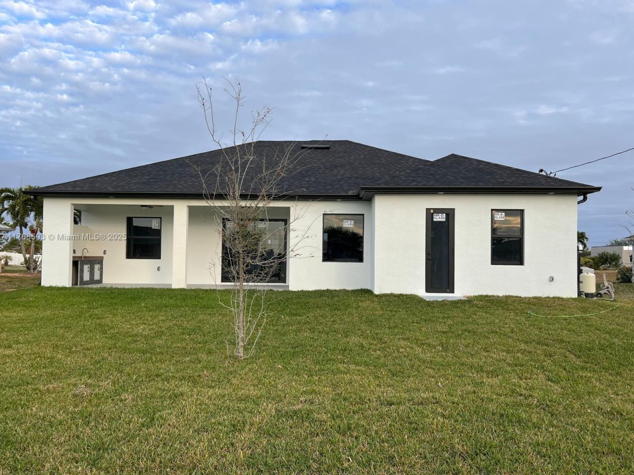 2122 NE 14th Pl, Cape Coral, FL 33909 Photo