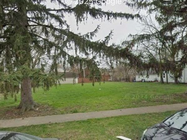 932 New York Street, Aurora, IL 60506