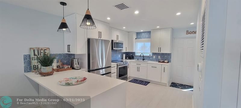1199 Hillsboro Mile, Unit 329, Hillsboro Beach, FL 33062 Photo
