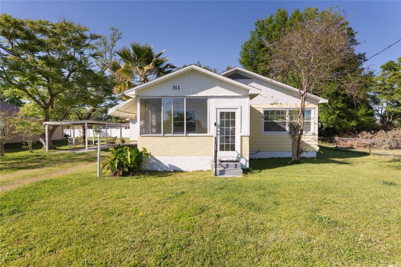 311 E Wallace Street, Orlando, FL 32809 Main Photo