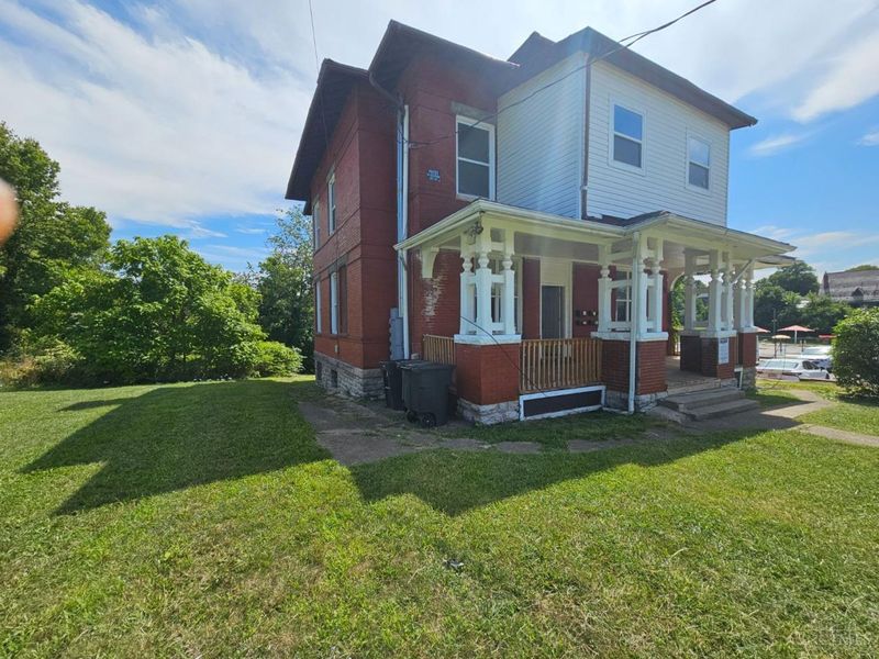 3636 Reading Road, Cincinnati, OH 45229 Photo 2