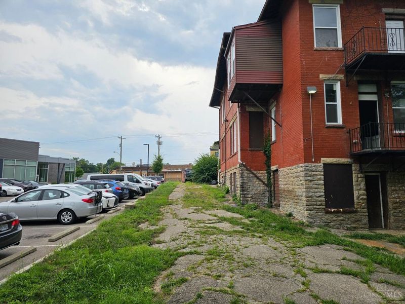 3636 Reading Road, Cincinnati, OH 45229 Photo 4