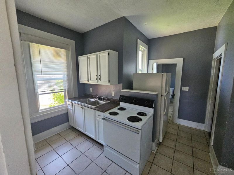 3636 Reading Road, Cincinnati, OH 45229 Photo 9