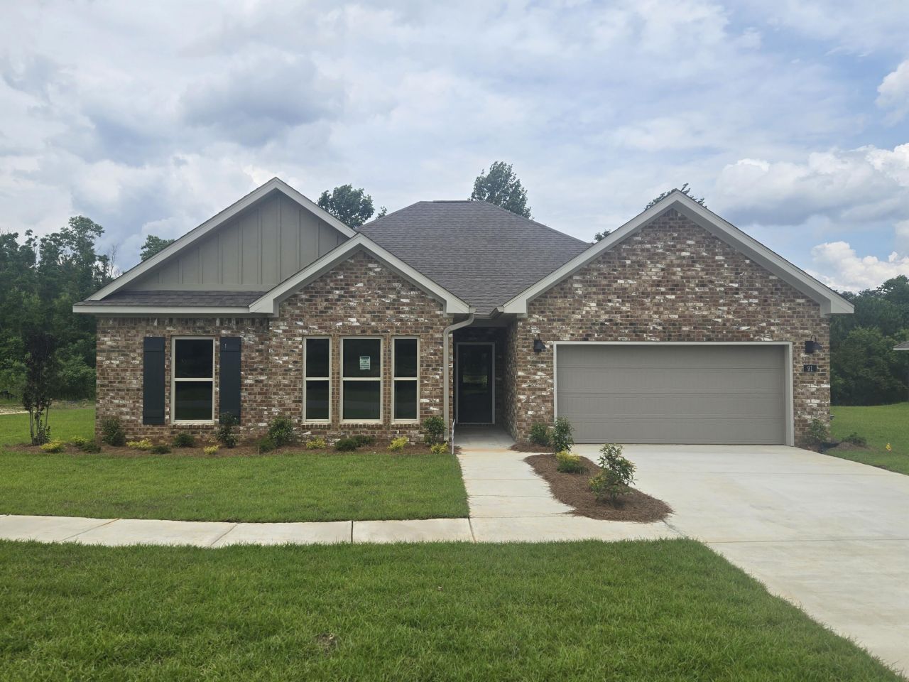 91 Castlewoods Way, Petal, MS 39465 Main Photo