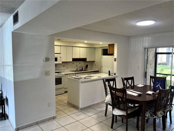 8401 SW 107th Ave, Unit 121E, Miami, FL 33173