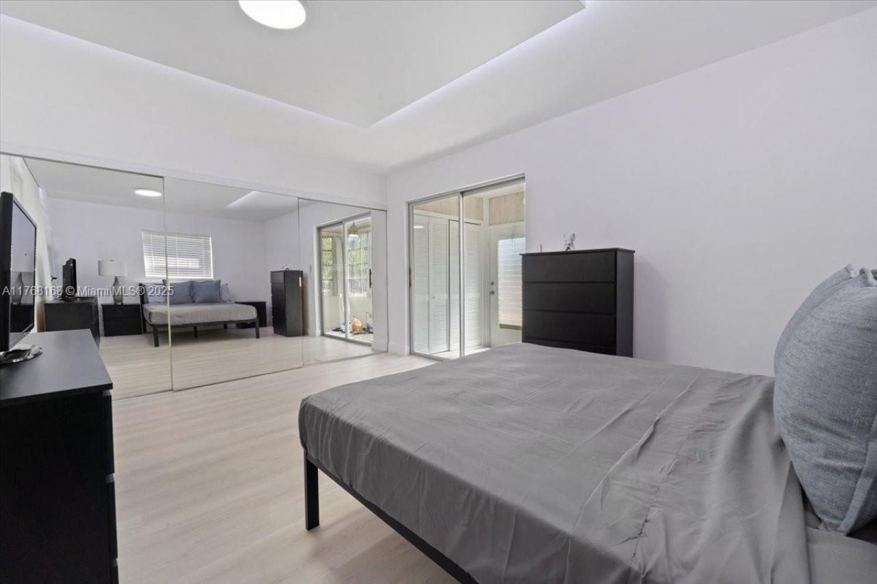 590 Brittany M, Unit 590, Delray Beach, FL 33446 Photo