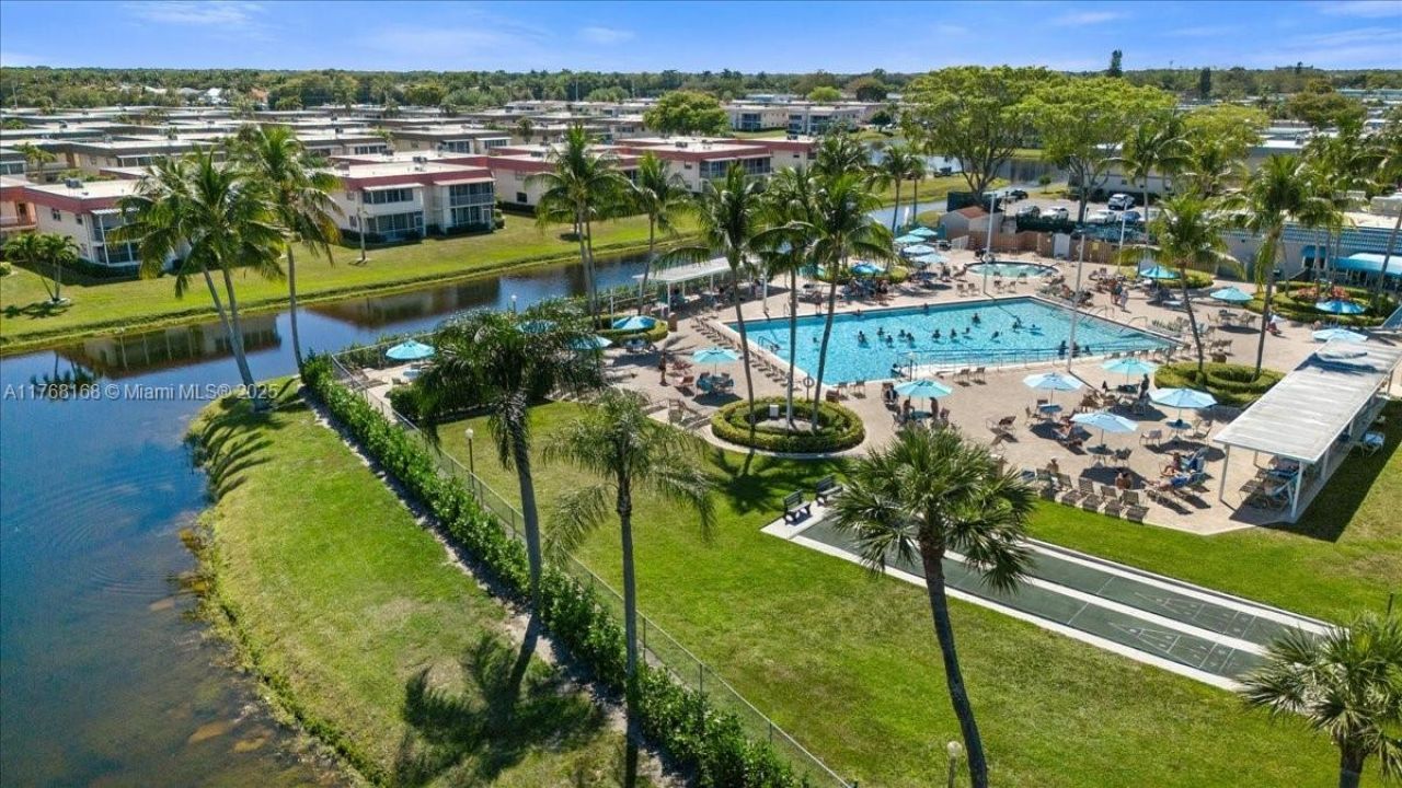 590 Brittany M, Unit 590, Delray Beach, FL 33446 Photo