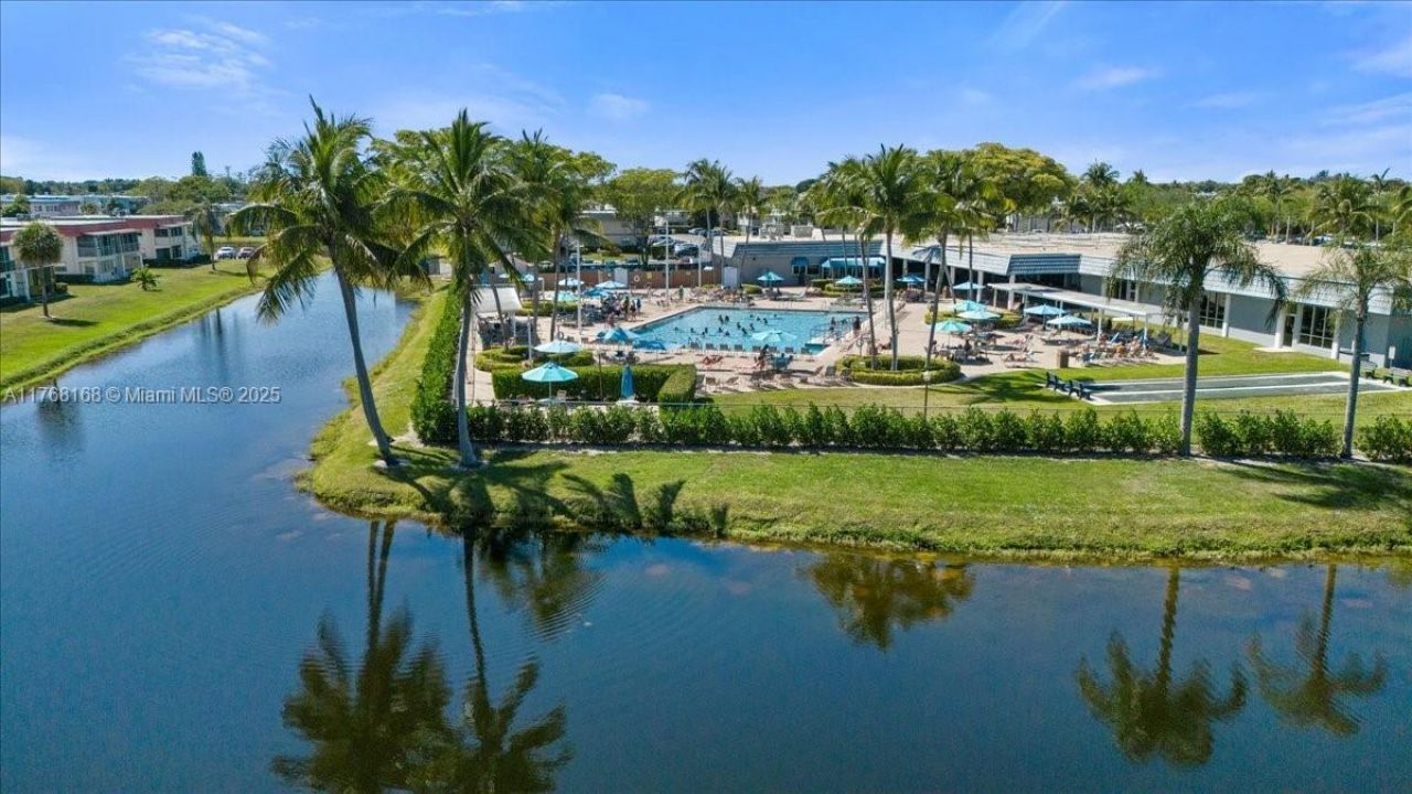590 Brittany M, Unit 590, Delray Beach, FL 33446 Photo