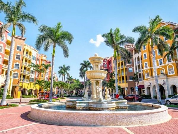 401 Bayfront PL, Unit 3401, NAPLES, FL 34102