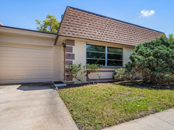 8445 CALAIS N, PINELLAS PARK, FL 33781