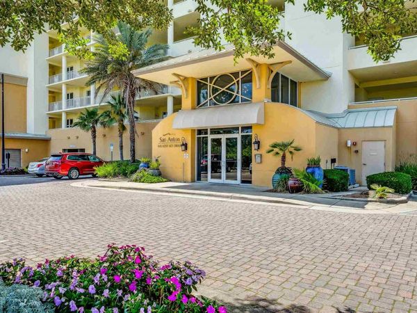 645 Lost Key Dr, Unit 401-D, Pensacola, FL 32507