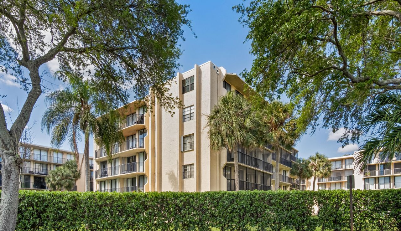 3500 Blue Lake Drive, Unit 503, Pompano Beach, FL 33064 Photo