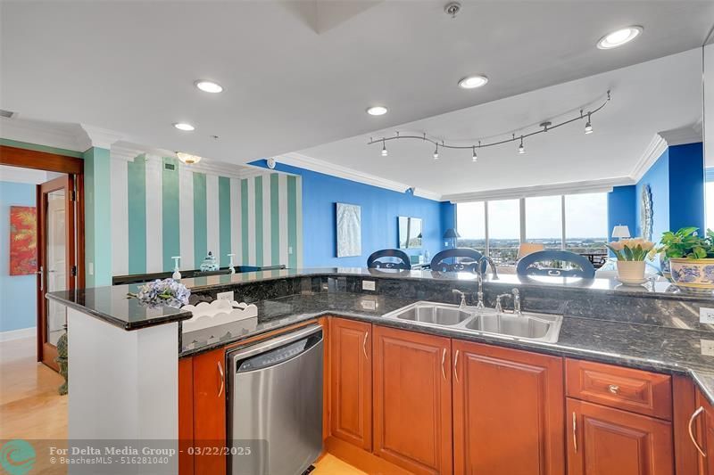 821 N Riverside Drive, Unit PH2, Pompano Beach, FL 33062 Photo