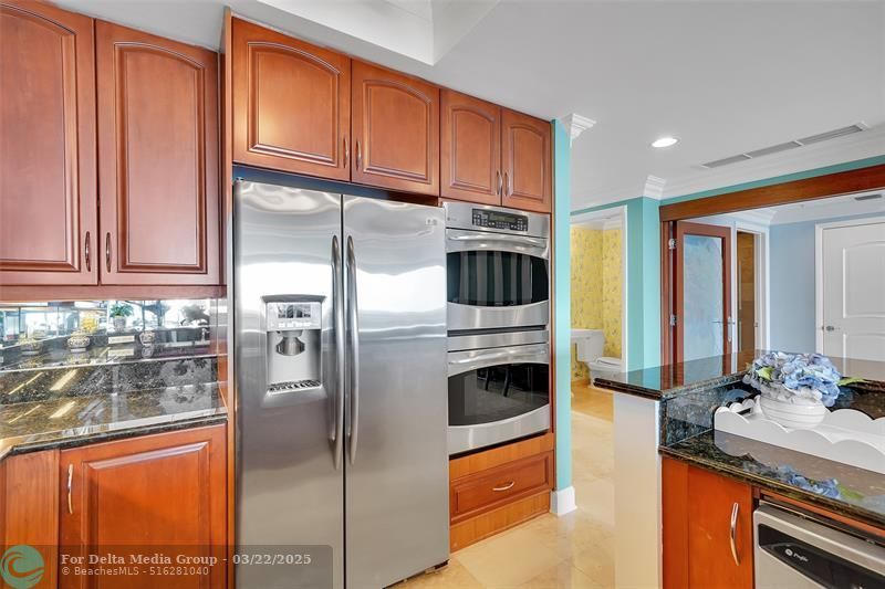 821 N Riverside Drive, Unit PH2, Pompano Beach, FL 33062 Photo