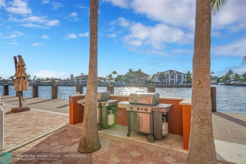 821 N Riverside Drive, Unit PH2, Pompano Beach, FL 33062 Photo