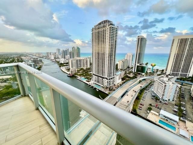 2600 E Hallandale Beach Blvd, Unit T3102, Hallandale Beach, FL 33009 Photo
