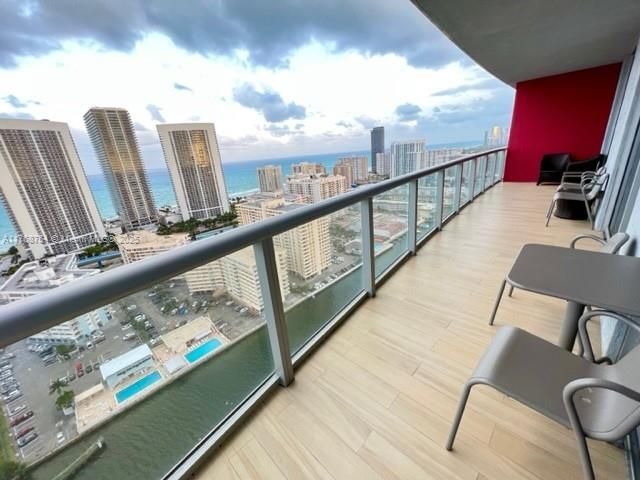 2600 E Hallandale Beach Blvd, Unit T3102, Hallandale Beach, FL 33009 Photo