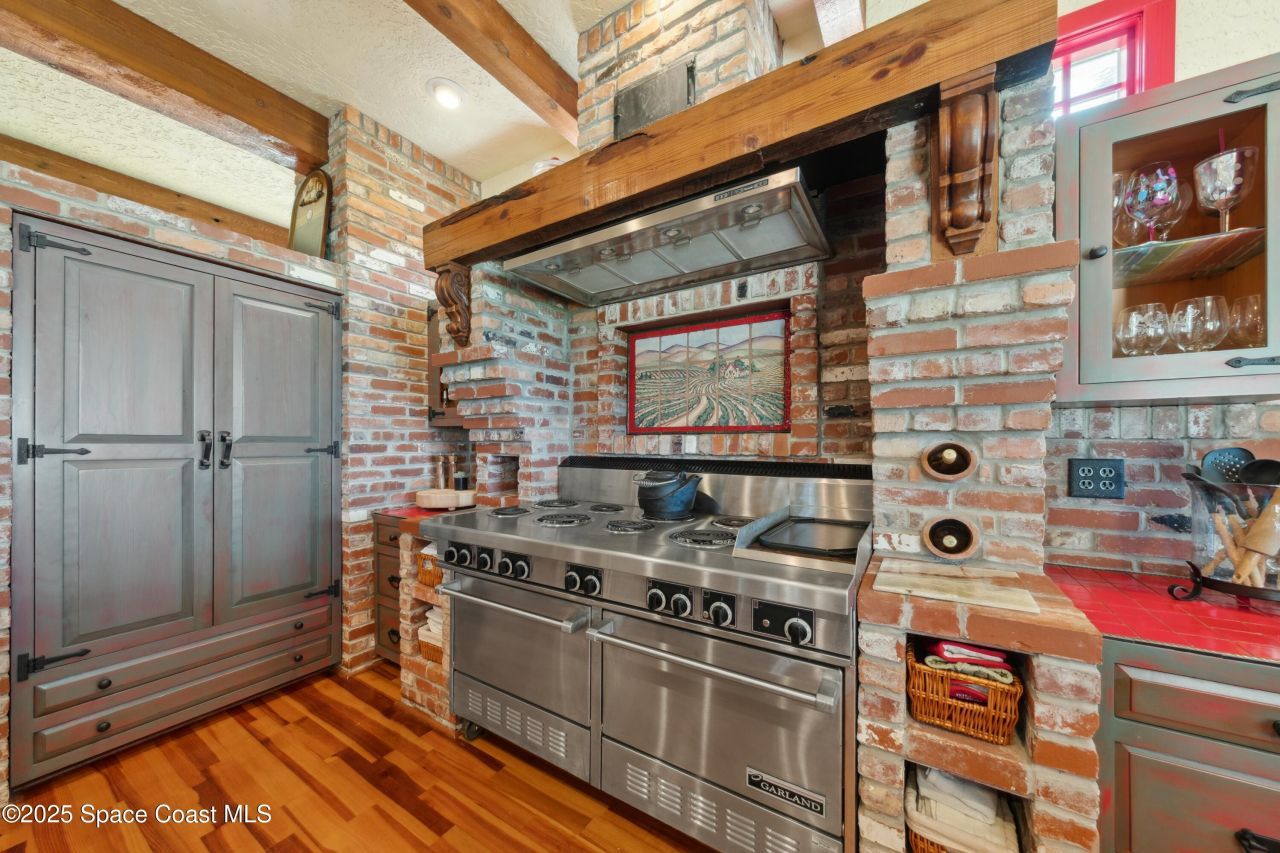 401 Holman Road, Cape Canaveral, FL 32920 Photo