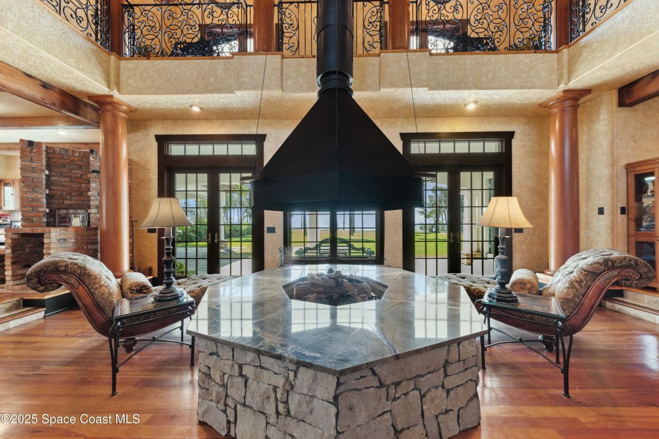 401 Holman Road, Cape Canaveral, FL 32920 Photo