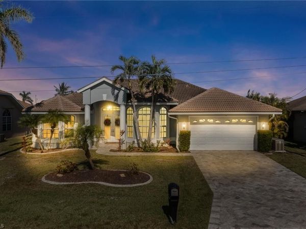 321 SE 31st ST, CAPE CORAL, FL 33904