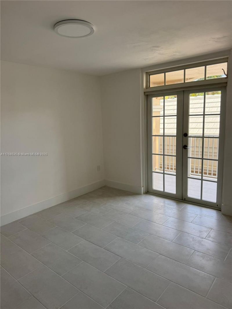 1280 S Alhambra Cir, Unit 2209, Coral Gables, FL 33146 Photo