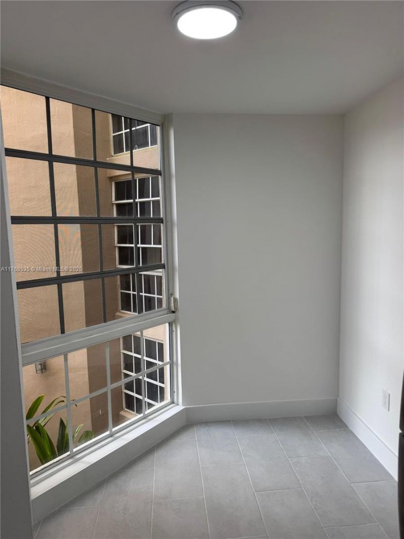 1280 S Alhambra Cir, Unit 2209, Coral Gables, FL 33146 Photo