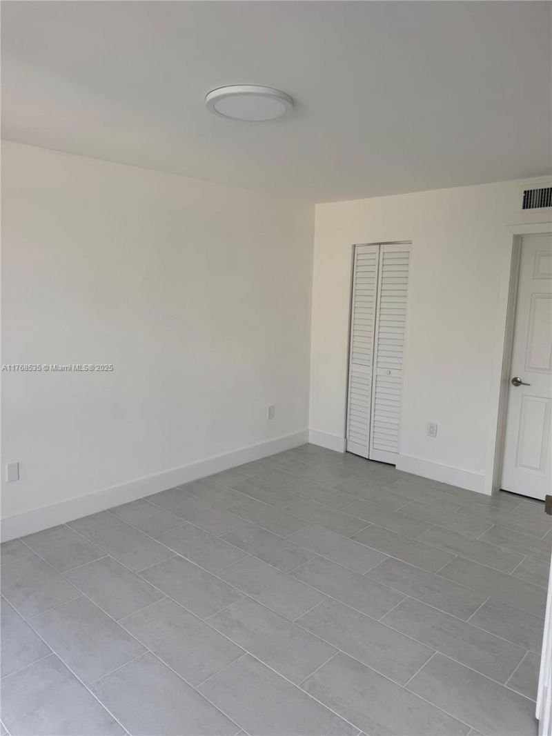 1280 S Alhambra Cir, Unit 2209, Coral Gables, FL 33146 Photo