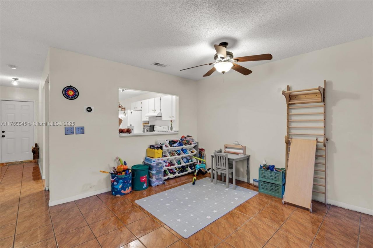 1652 N 14th Ter, Hollywood, FL 33020 Photo