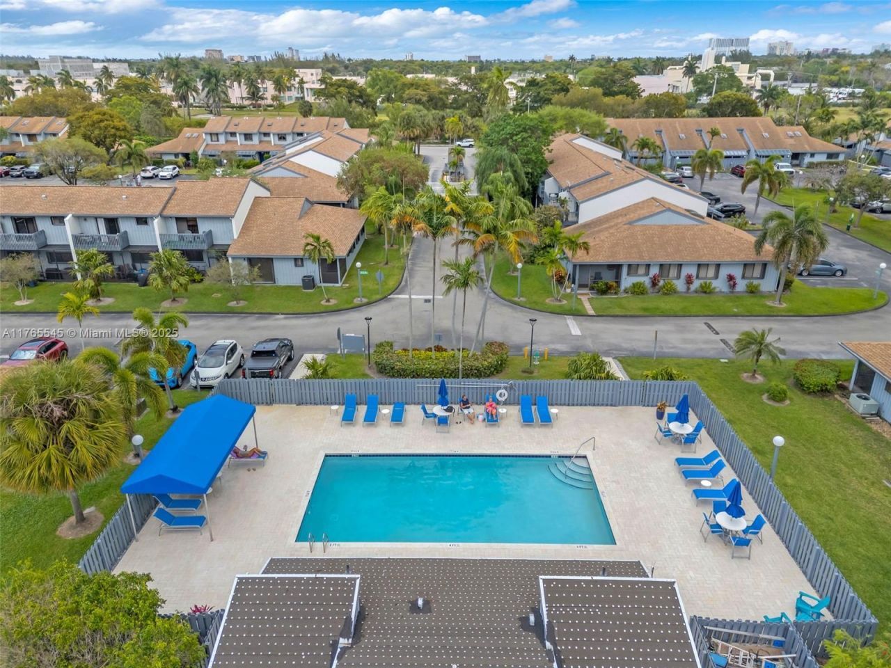 1652 N 14th Ter, Hollywood, FL 33020 Photo