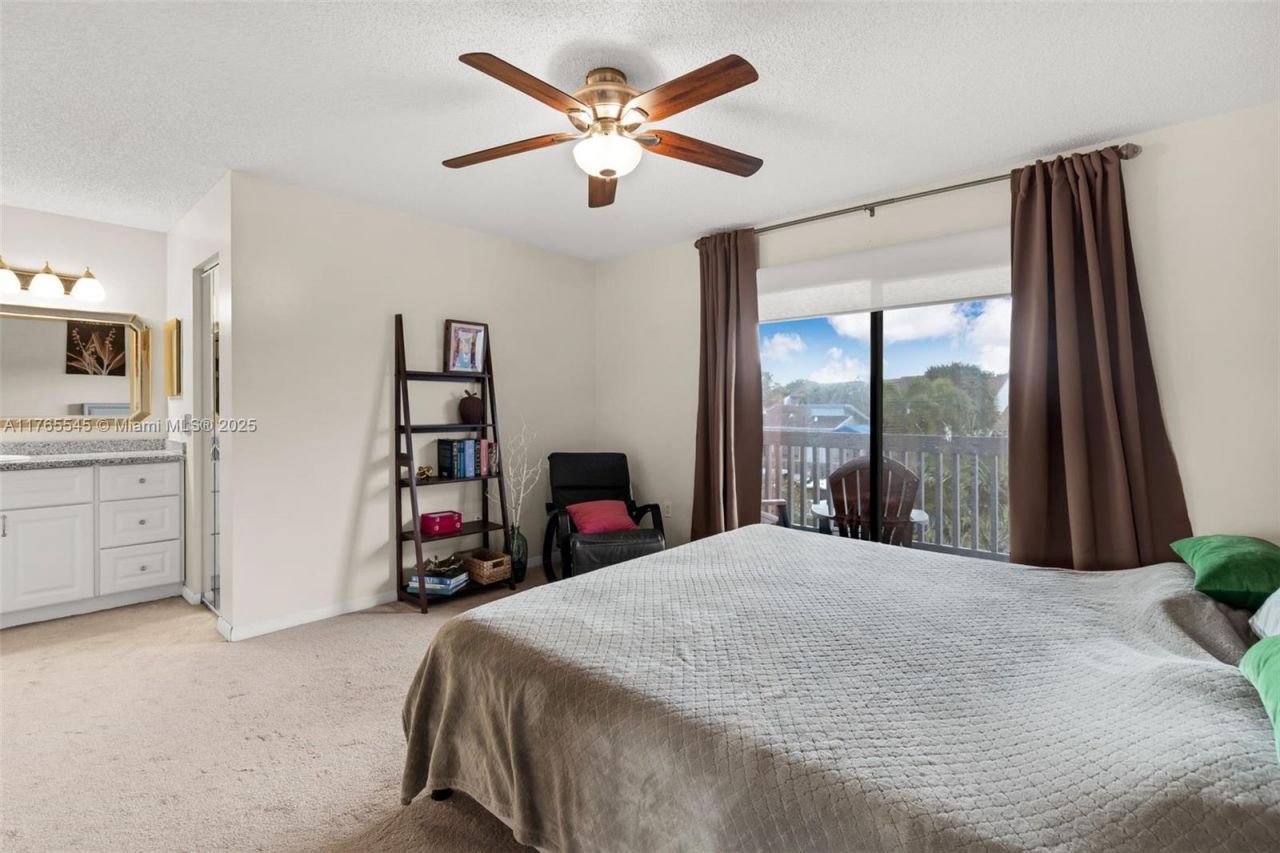 1652 N 14th Ter, Hollywood, FL 33020 Photo