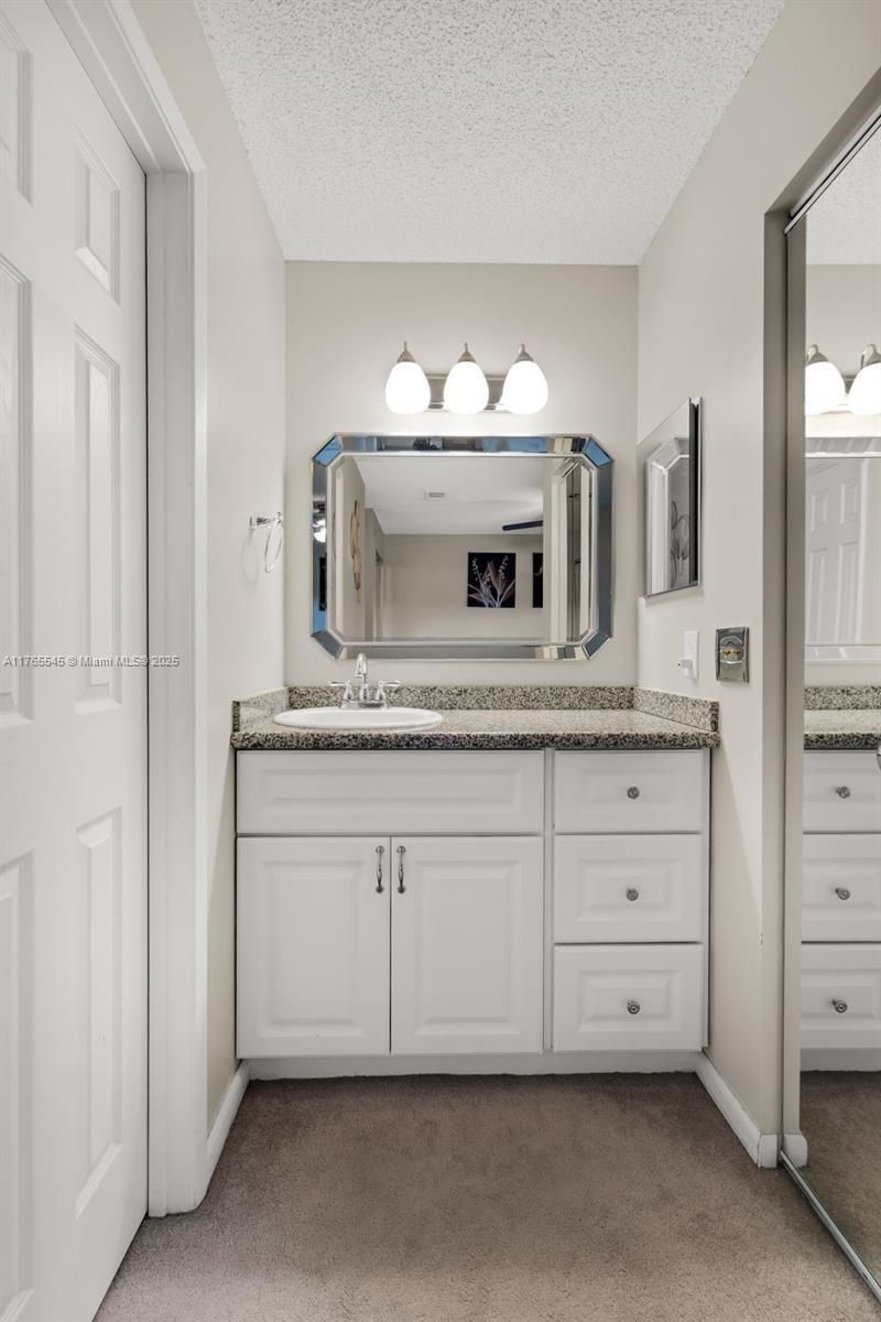 1652 N 14th Ter, Hollywood, FL 33020 Photo