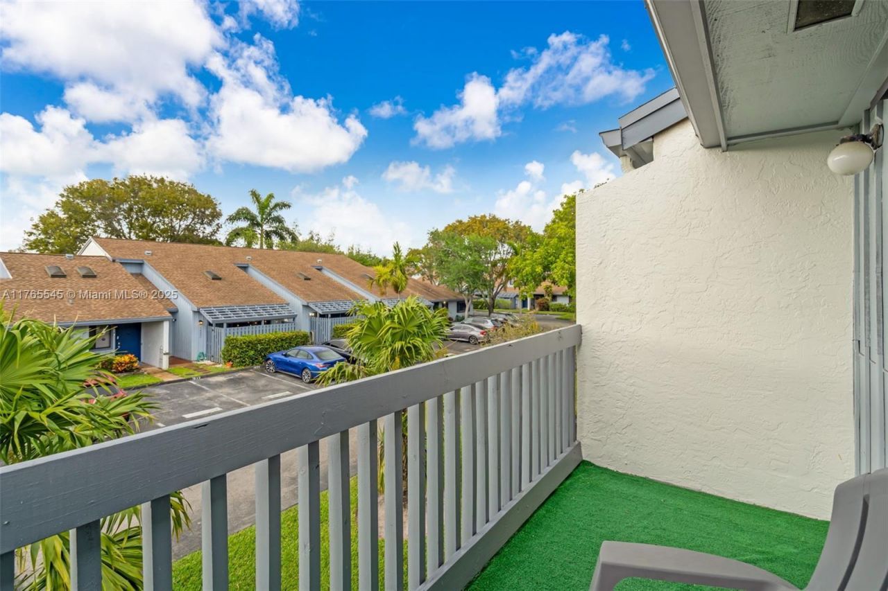 1652 N 14th Ter, Hollywood, FL 33020 Photo