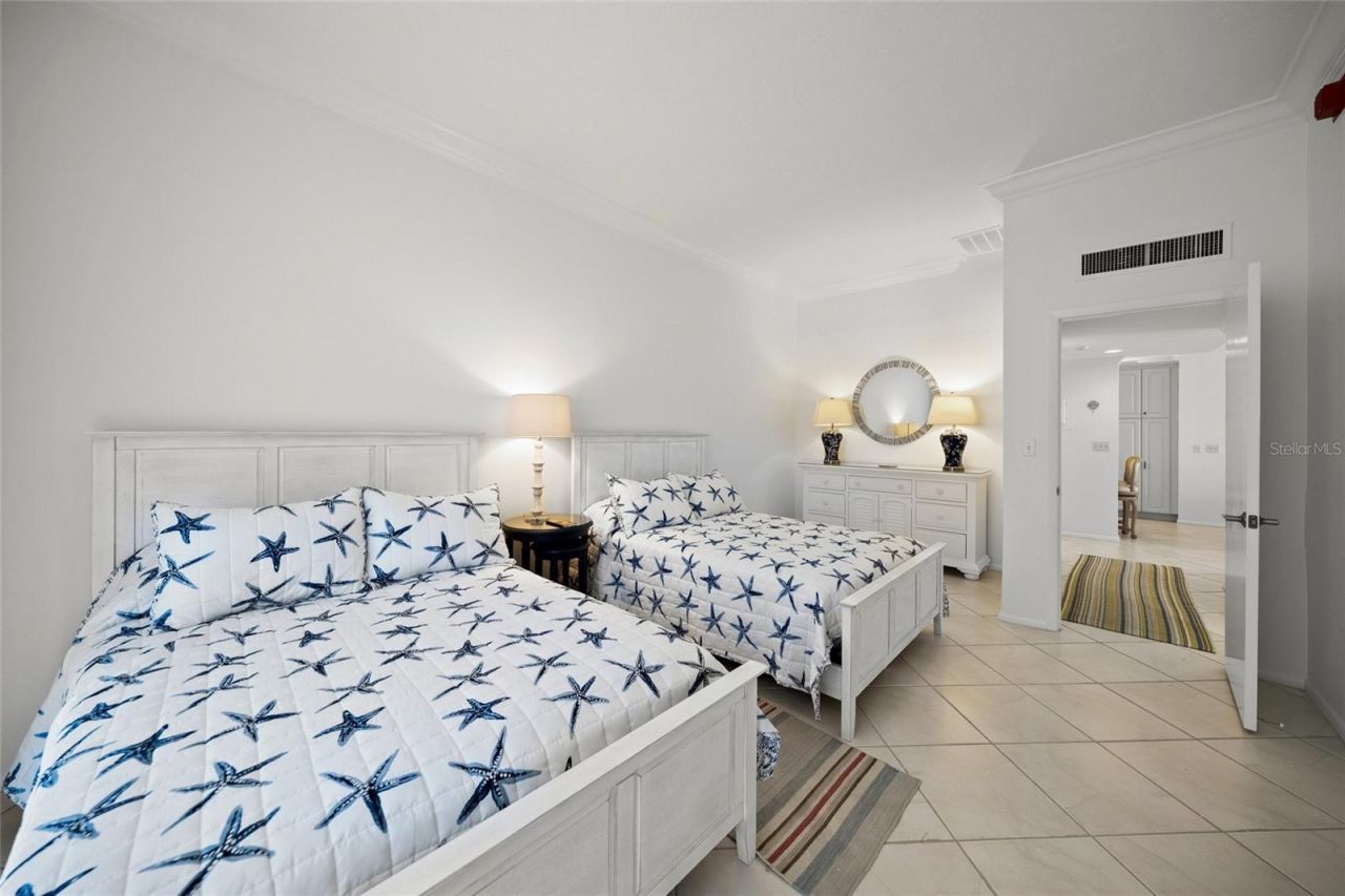 1212 Benjamin Franklin Drive, Unit 102, Sarasota, FL 34236 Photo