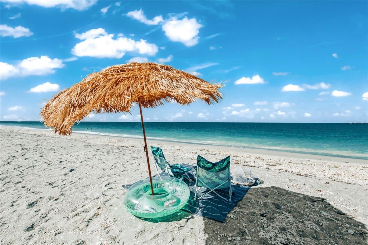 1212 Benjamin Franklin Drive, Unit 102, Sarasota, FL 34236 Photo