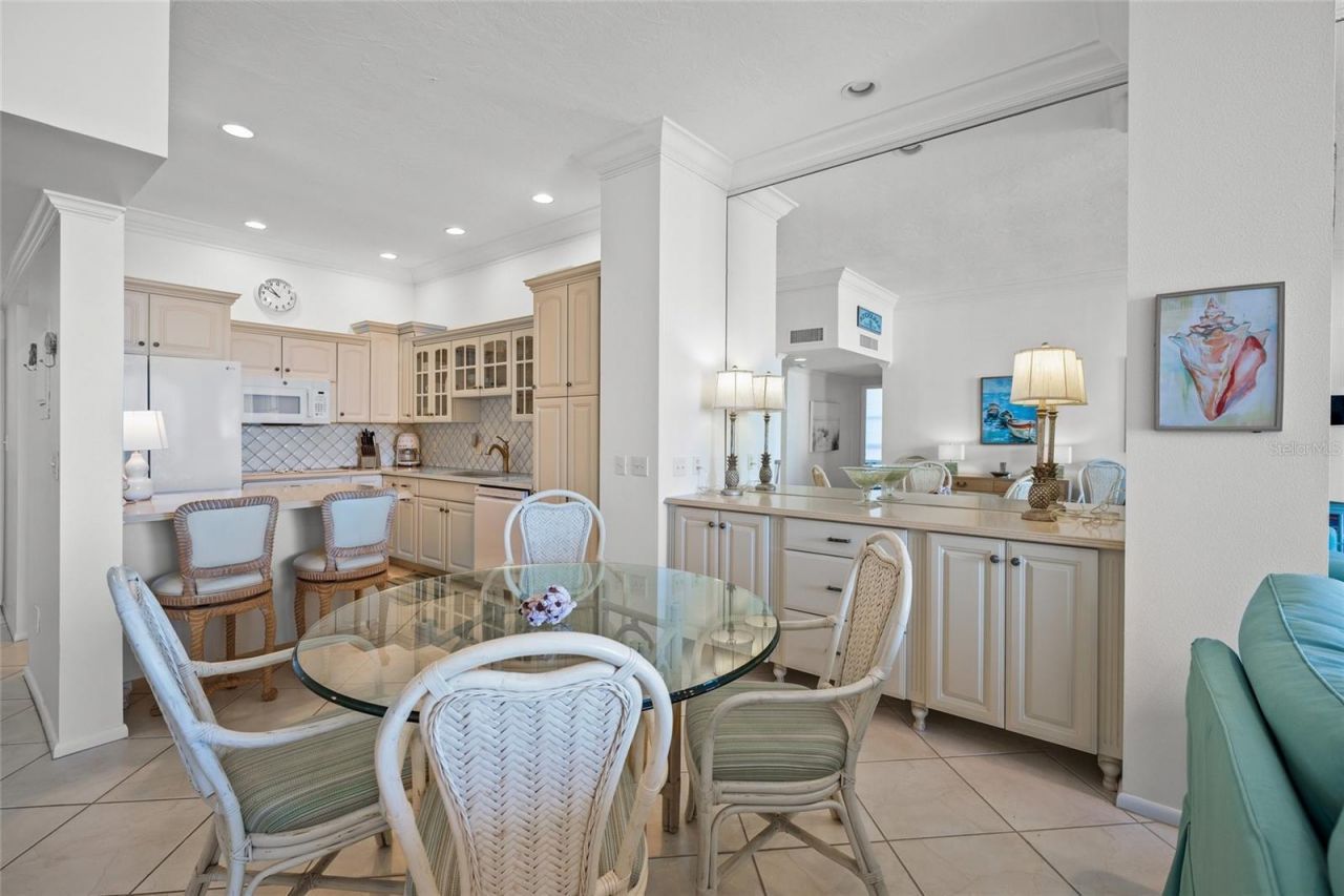 1212 Benjamin Franklin Drive, Unit 102, Sarasota, FL 34236 Photo