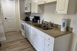 14290 Ocean Hwy. photo 4