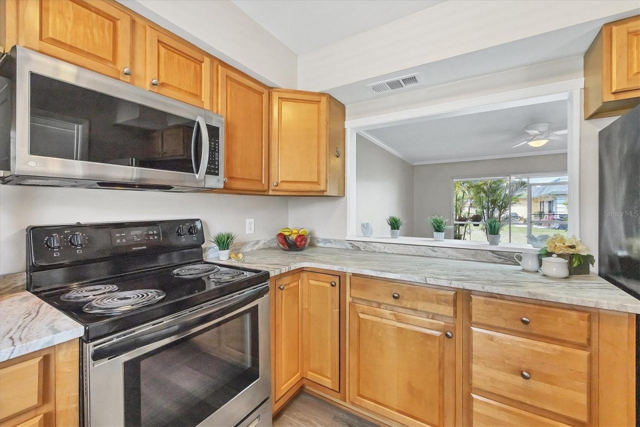 2403 Aspinwall Street, Sarasota, FL 34237 Photo