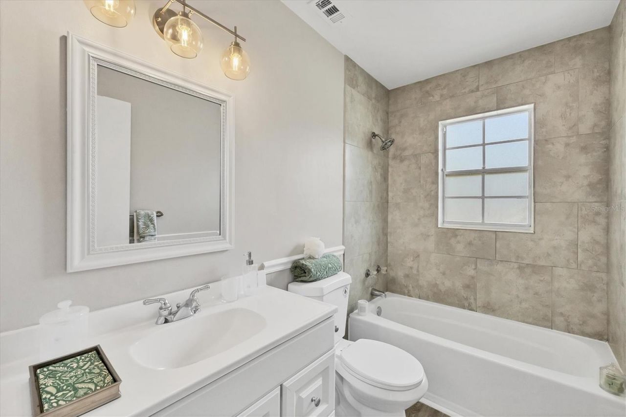 2403 Aspinwall Street, Sarasota, FL 34237 Photo