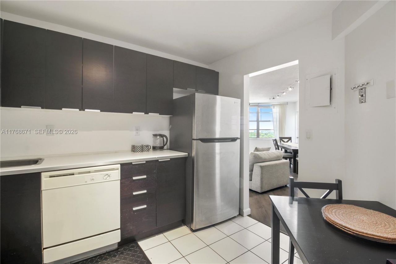 2750 NE 183rd St, Unit 1207, Aventura, FL 33160 Photo