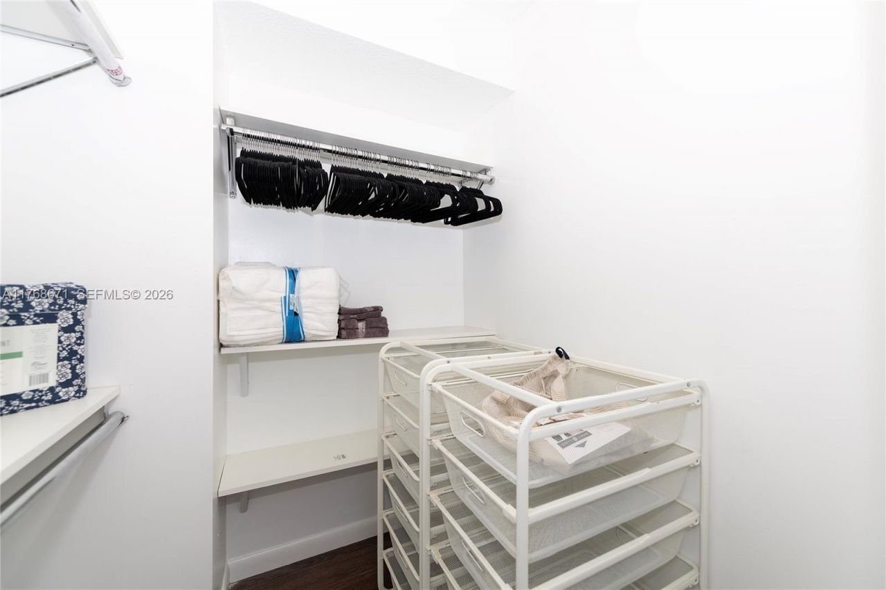 2750 NE 183rd St, Unit 1207, Aventura, FL 33160 Photo