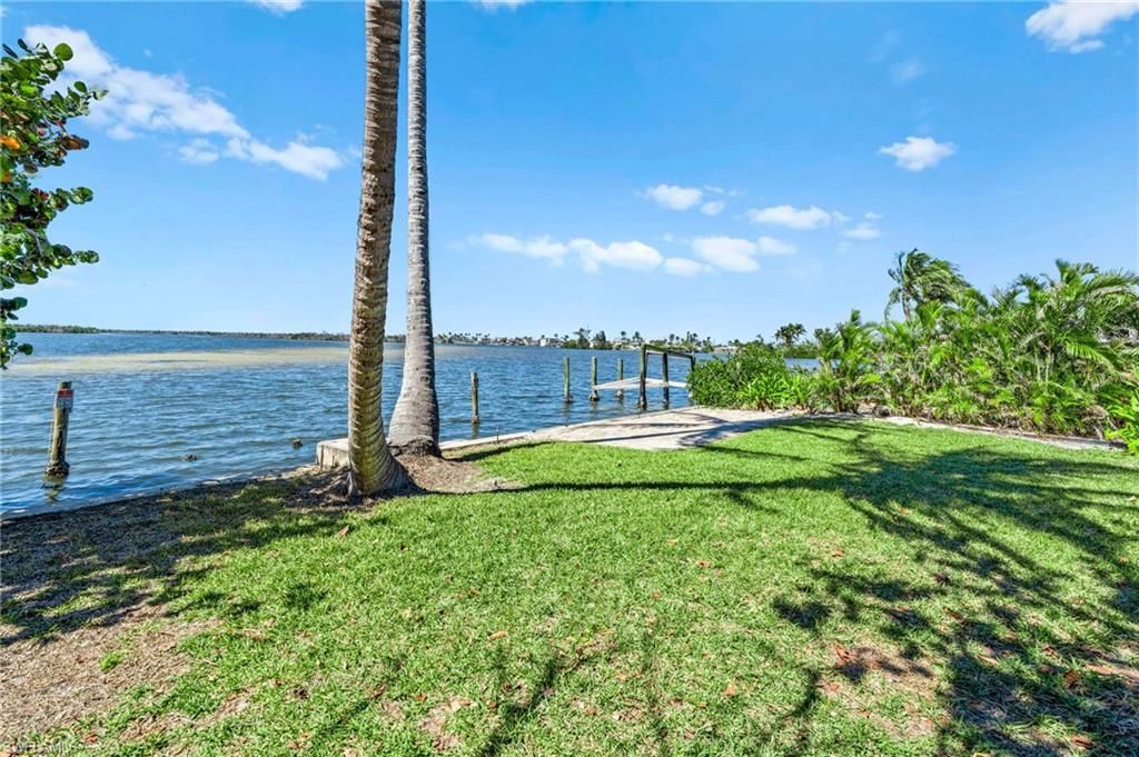 4760 Pine Island Rd Nw, Matlacha, FL 33993 Photo