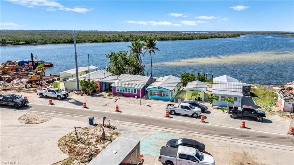 4760 Pine Island Rd Nw, Matlacha, FL 33993 Photo